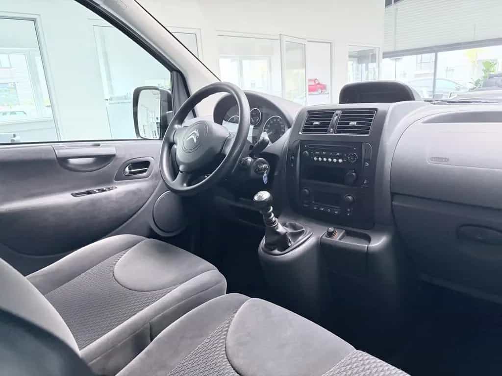 Citroën Jumpy HDI MULTISPACE RAMPE+HECKABSENKUNG+TÜV+1HD 06/2014-photo-8