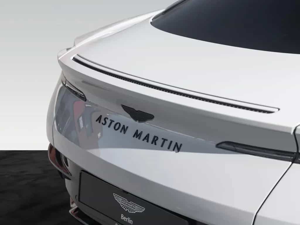 Aston Martin DB12 | Panoramic Roof | Carbon Brakes | B&W null-photo-16