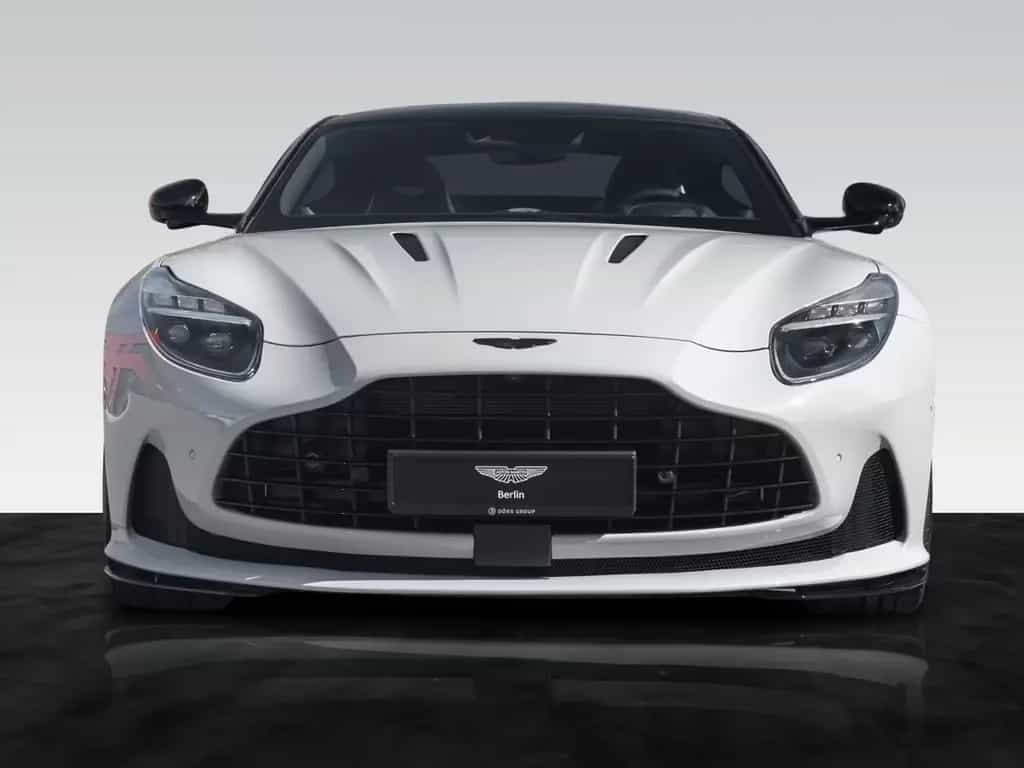 Aston Martin DB12 | Panoramic Roof | Carbon Brakes | B&W null-photo-3
