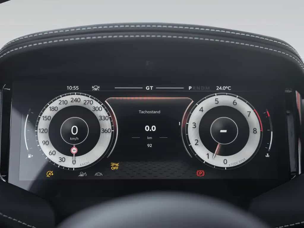 Aston Martin DB12 | Panoramic Roof | Carbon Brakes | B&W null-photo-30