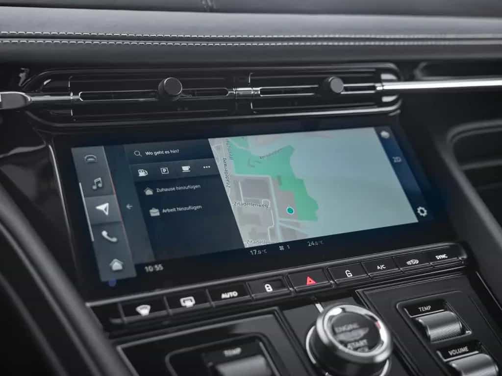 Aston Martin DB12 | Panoramic Roof | Carbon Brakes | B&W null-photo-31