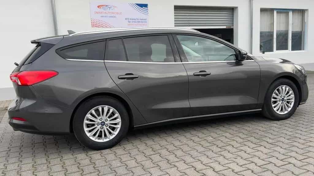 Ford Focus Navi,LED,Kamera,Keyles,PTS,ACC,Anhänger, 06/2020-photo-7