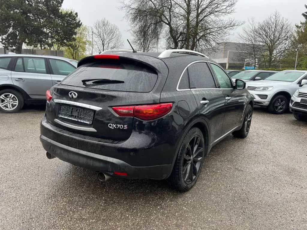 Infiniti QX70 5.0 S Premium 03/2017-photo-4