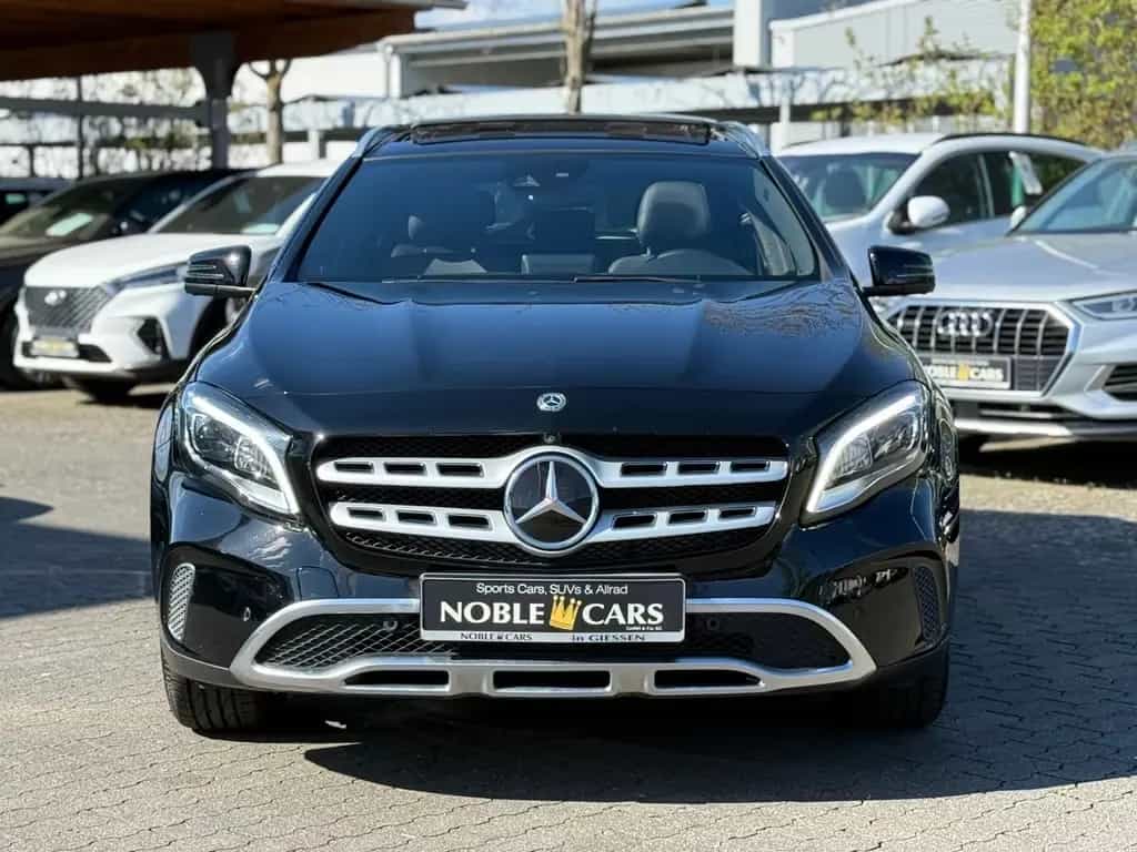 Mercedes-Benz GLA-Class 250 4Matic STNDHZ PANO DISTR 360° 09/2019-photo-27