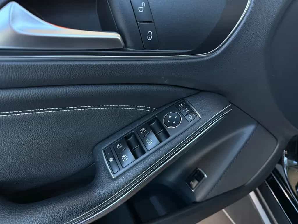 Mercedes-Benz GLA-Class 250 4Matic STNDHZ PANO DISTR 360° 09/2019-photo-7