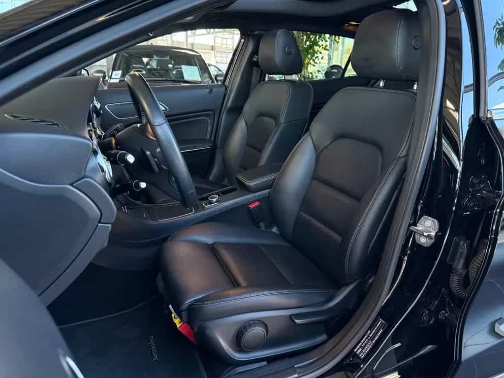 Mercedes-Benz GLA-Class 250 4Matic STNDHZ PANO DISTR 360° 09/2019-photo-9