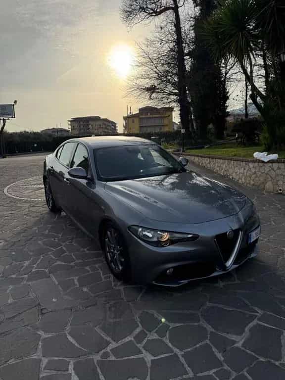 Alfa Romeo Giulia 2.2 Turbodiesel 150 CV 09/2017-photo-2