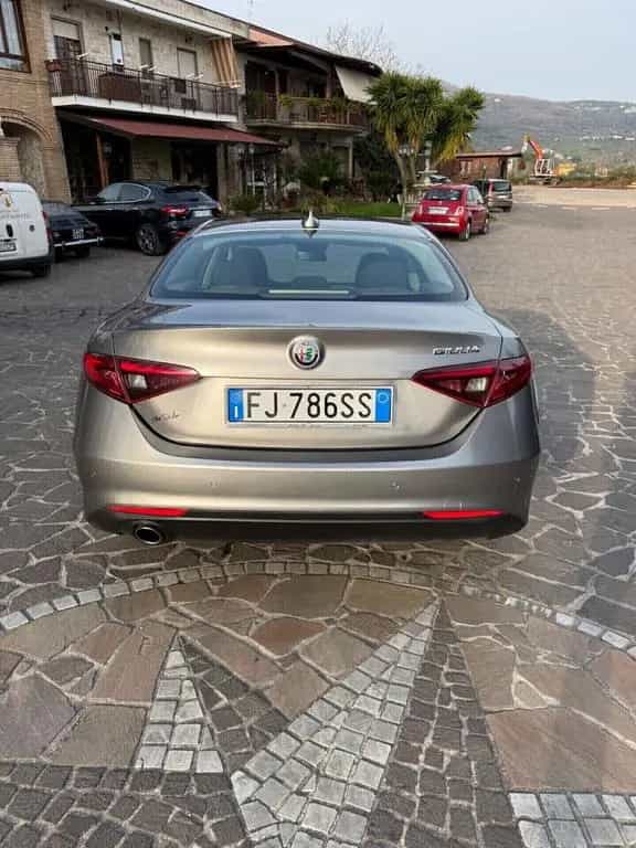 Alfa Romeo Giulia 2.2 Turbodiesel 150 CV 09/2017-photo-5
