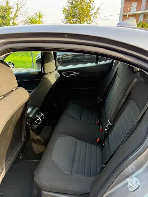 Alfa Romeo Giulia 2.2 Turbodiesel 150 CV 09/2017-photo-7