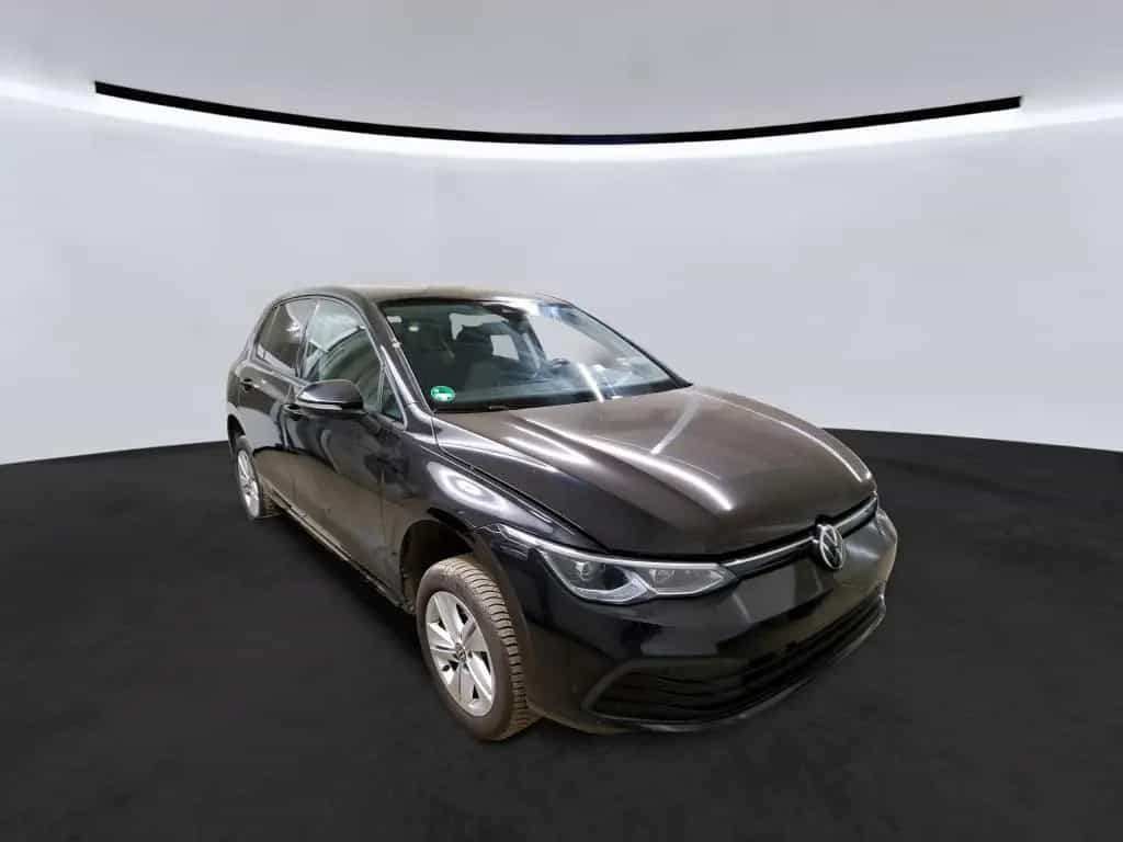 Volkswagen Golf VIII Lim. Life 1.5TSI+96kW+Kamera 02/2023-photo-0