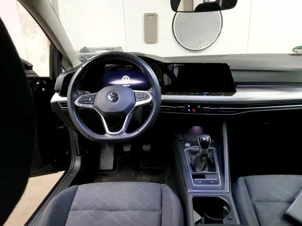 Volkswagen Golf VIII Lim. Life 1.5TSI+96kW+Kamera 02/2023-photo-4