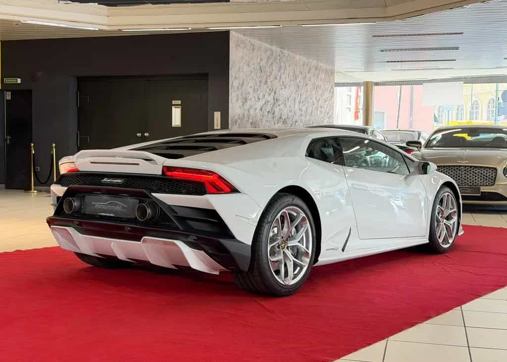 Lamborghini Huracán EVO RWD Lift 2281KM Bianco Monocerus 01/2022-photo-12