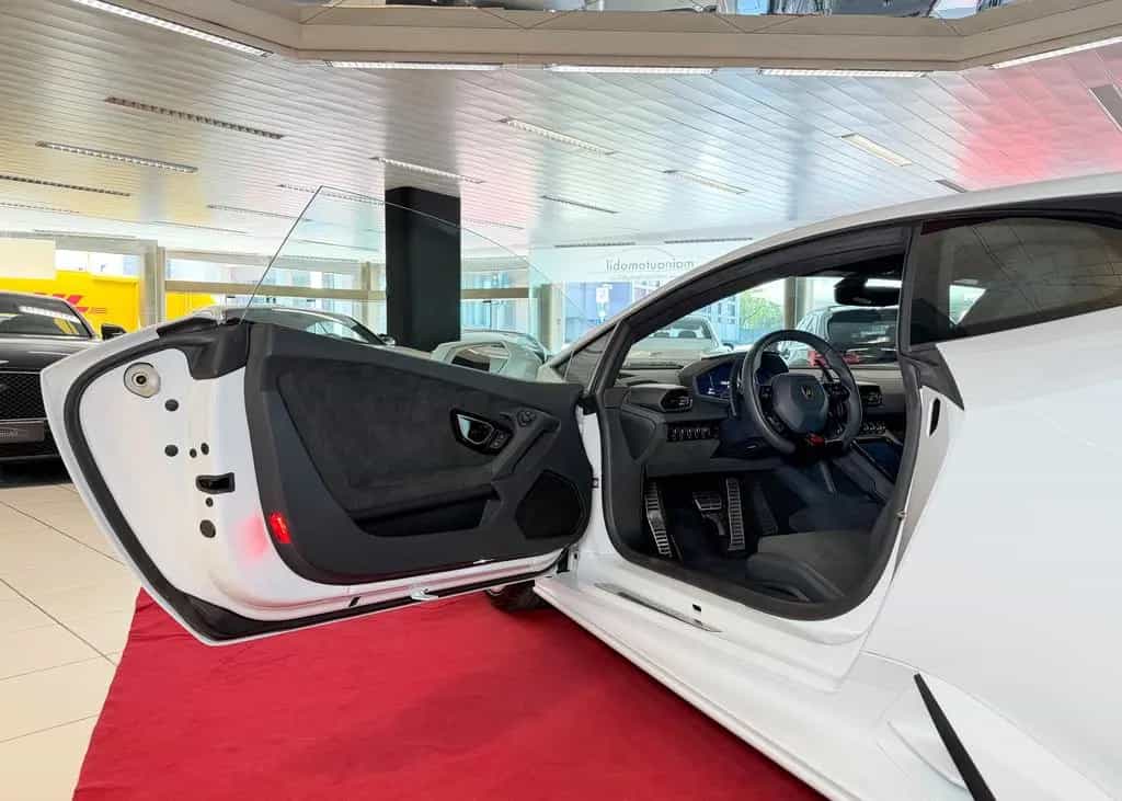 Lamborghini Huracán EVO RWD Lift 2281KM Bianco Monocerus 01/2022-photo-21