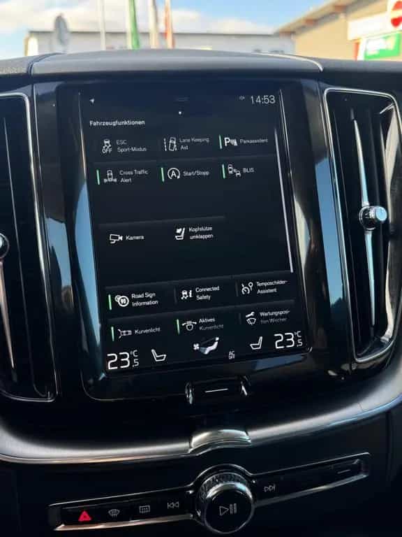 Volvo XC60 Momentum Pro 2WD+Finanzierung+Garantie+ 06/2020-photo-15