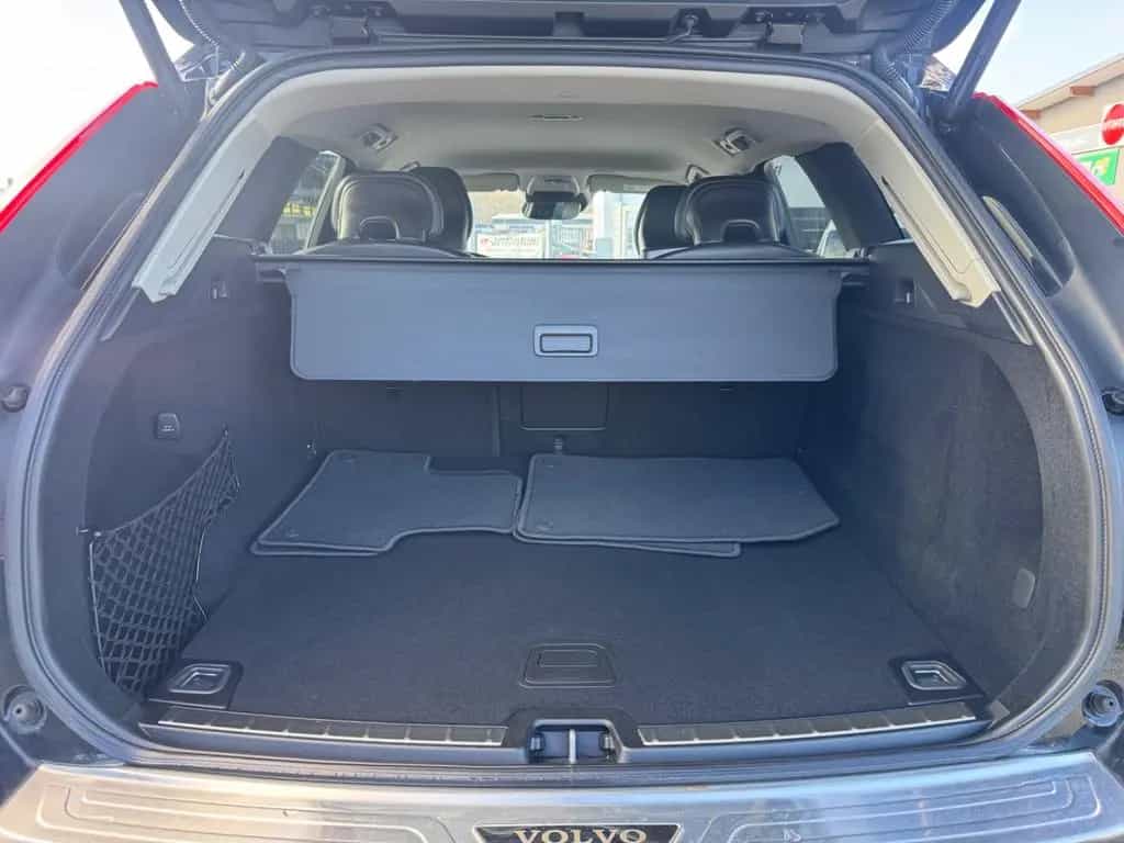 Volvo XC60 Momentum Pro 2WD+Finanzierung+Garantie+ 06/2020-photo-33