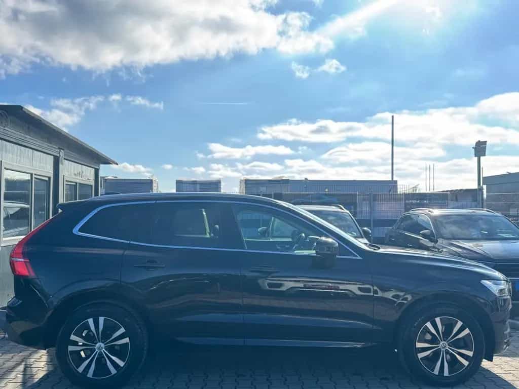 Volvo XC60 Momentum Pro 2WD+Finanzierung+Garantie+ 06/2020-photo-8