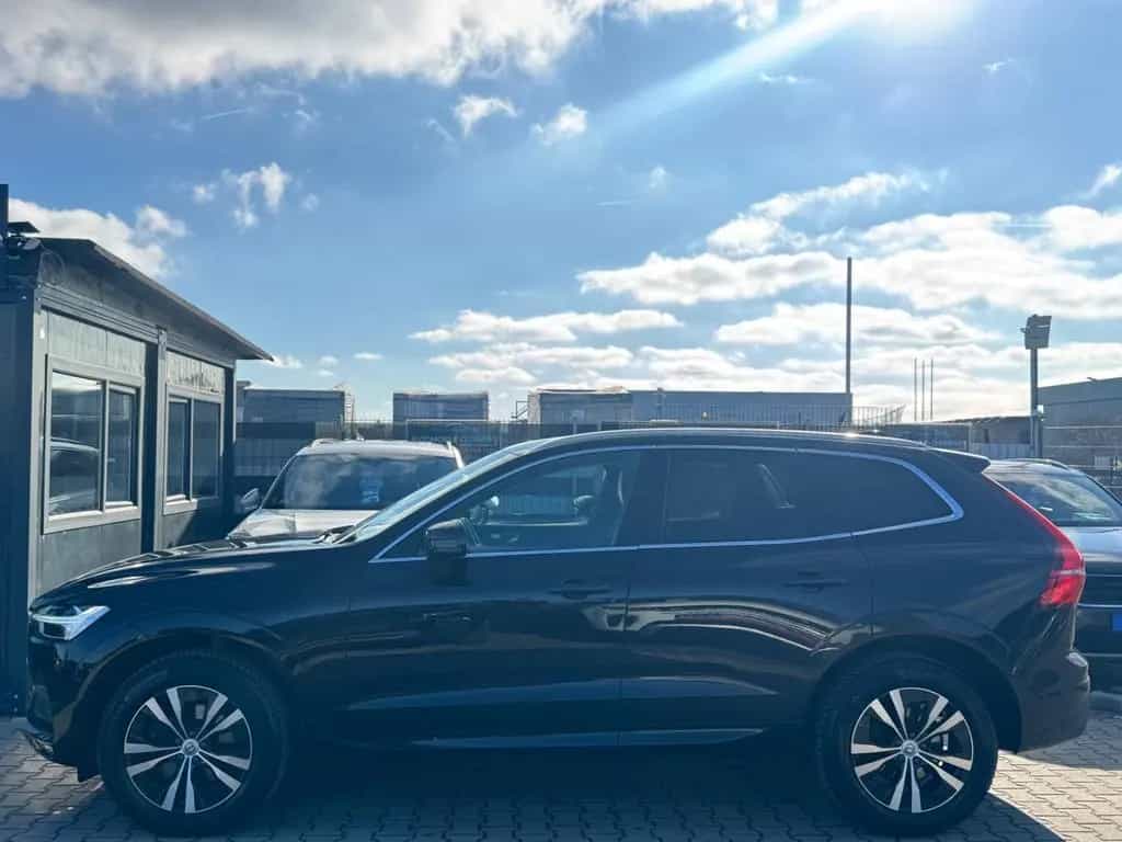 Volvo XC60 Momentum Pro 2WD+Finanzierung+Garantie+ 06/2020-photo-9