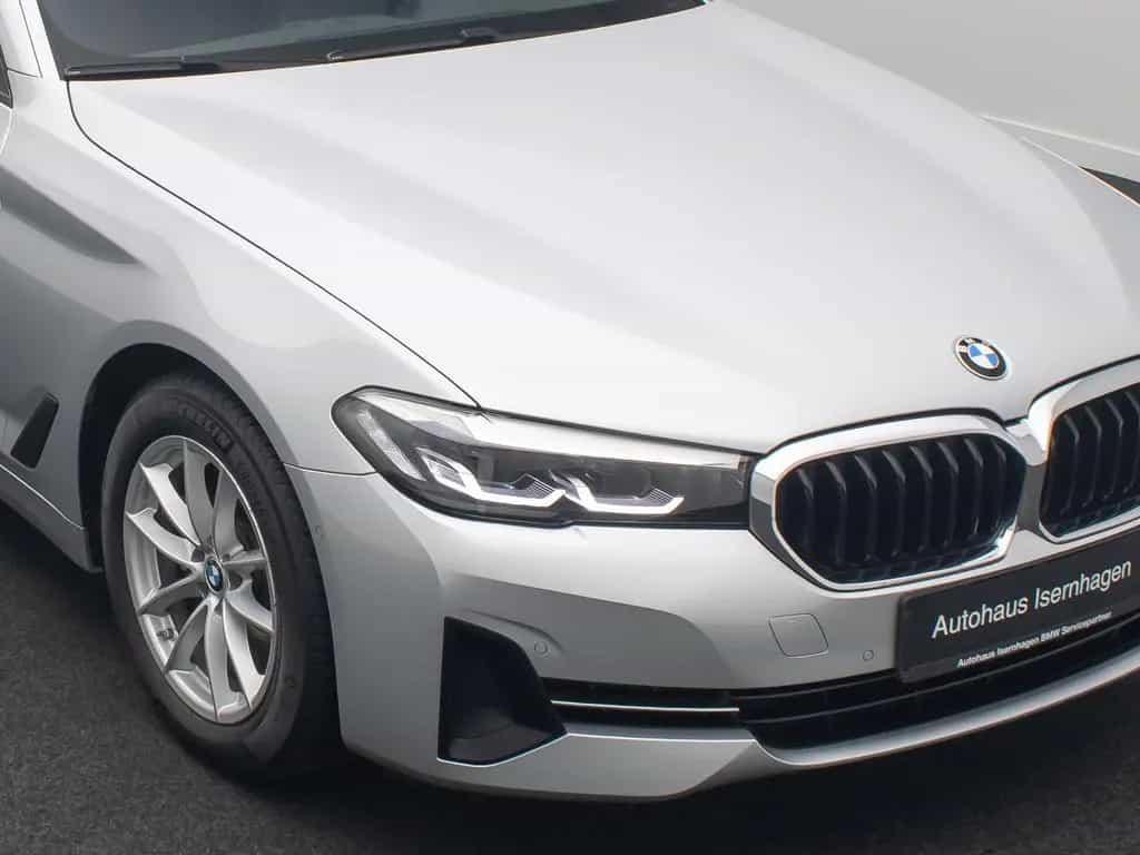 BMW 5 Series 520d Kamera DAB 4xKlima Alarm GeschwindigReg 10/2020-photo-18