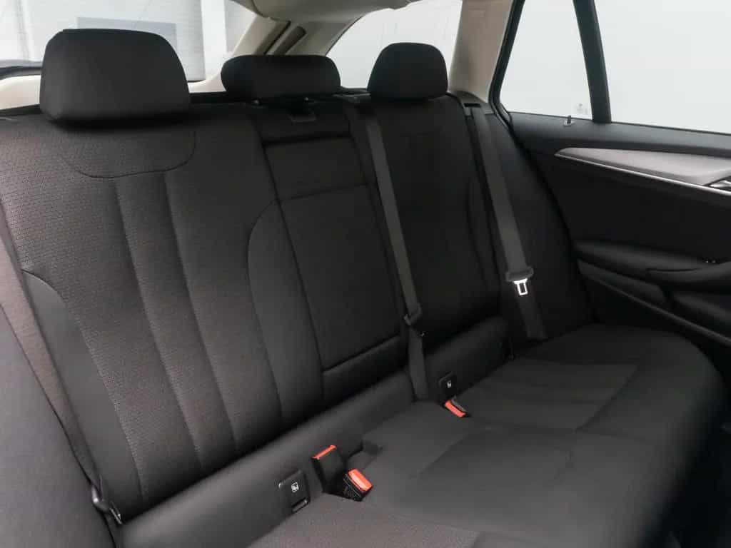 BMW 5 Series 520d Kamera DAB 4xKlima Alarm GeschwindigReg 10/2020-photo-29
