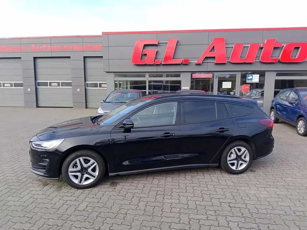 Ford Focus Turnier/NAVI(SMARTLINK)/LED/SH/PDC/FRONTHZ 08/2022-photo-1