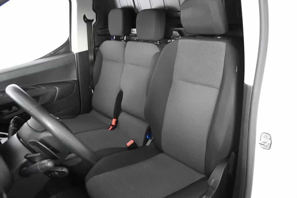 Toyota Proace City Automatik *Kasten*1.Hand*Navi* 02/2022-photo-2