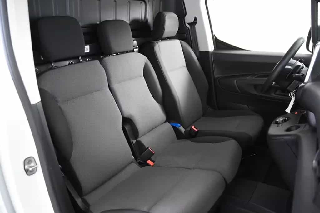 Toyota Proace City Automatik *Kasten*1.Hand*Navi* 02/2022-photo-8