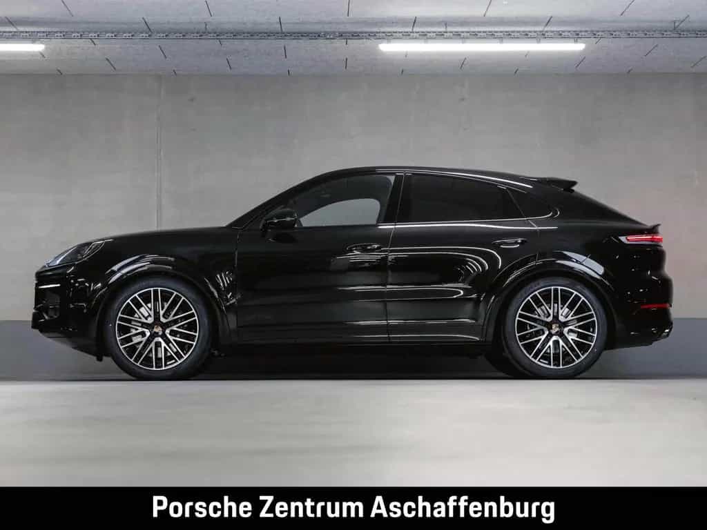 Porsche Cayenne GTS Coupé Sport Design Paket null-photo-0