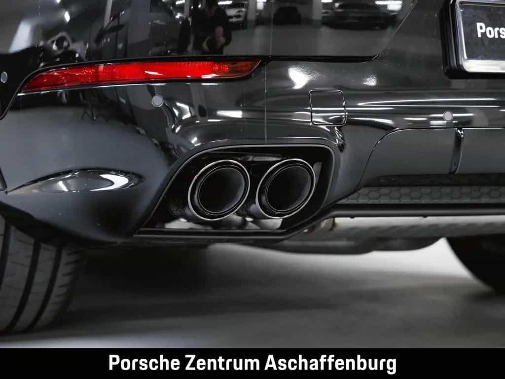 Porsche Cayenne GTS Coupé Sport Design Paket null-photo-12