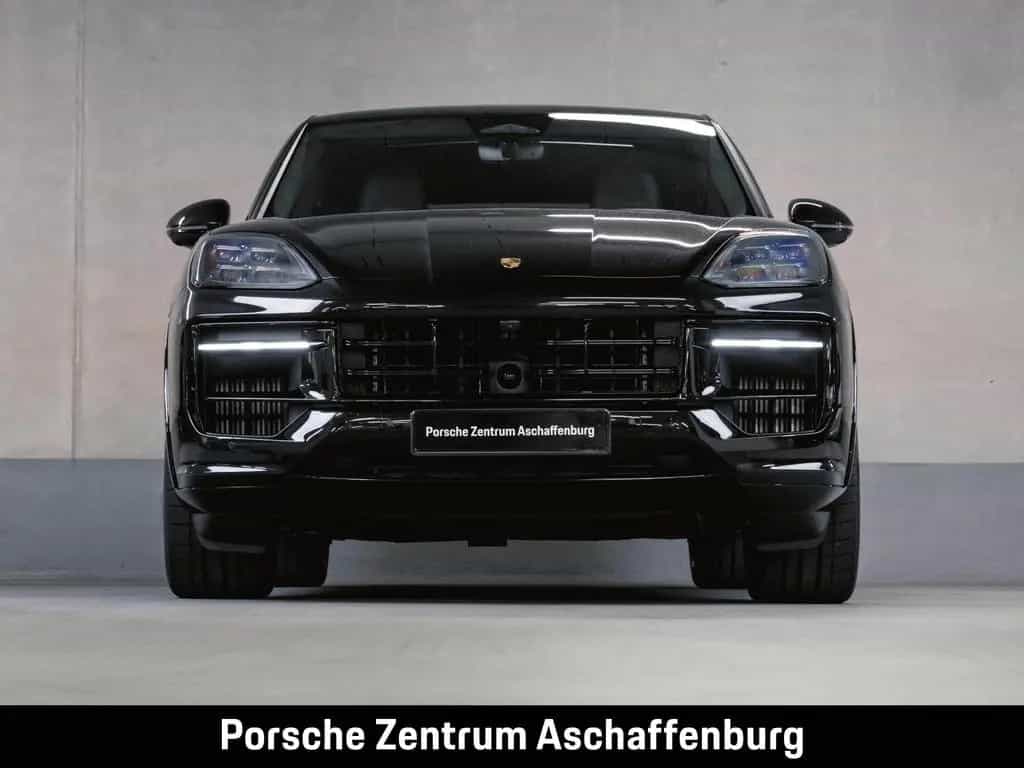Porsche Cayenne GTS Coupé Sport Design Paket null-photo-2