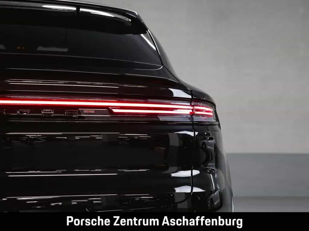 Porsche Cayenne GTS Coupé Sport Design Paket null-photo-5