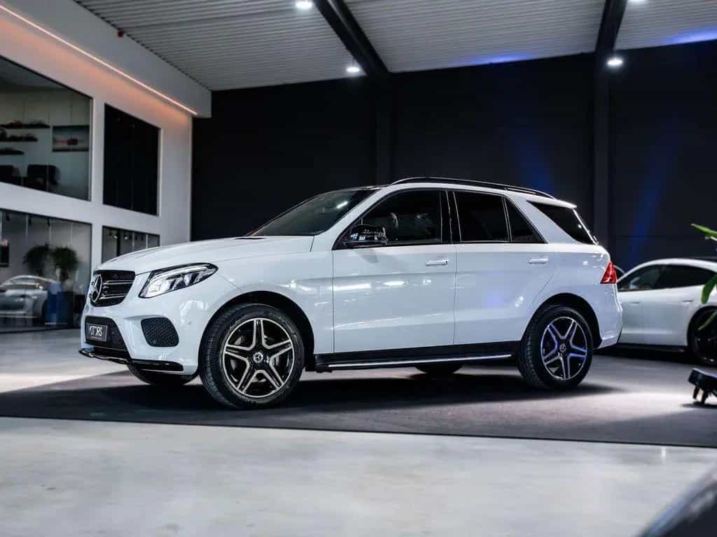 Mercedes-Benz GLE-Class 250 250d 4-Matic - AHK - AMG line - Night pa 03/2017-photo-1