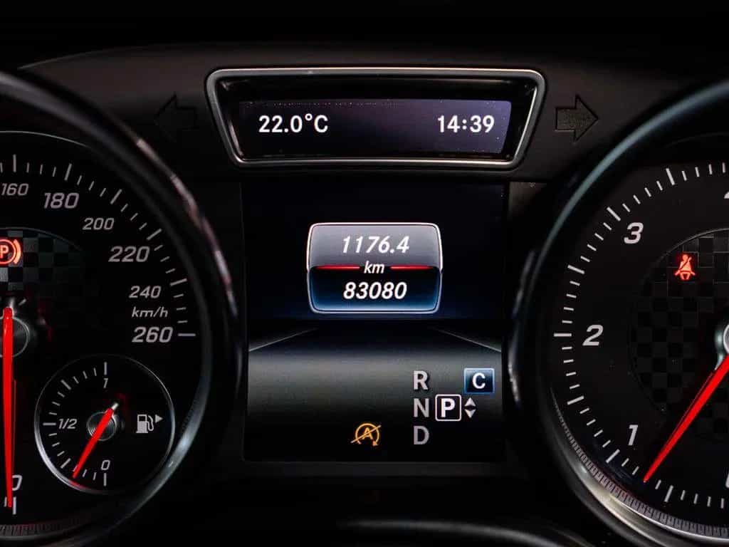 Mercedes-Benz GLE-Class 250 250d 4-Matic - AHK - AMG line - Night pa 03/2017-photo-14