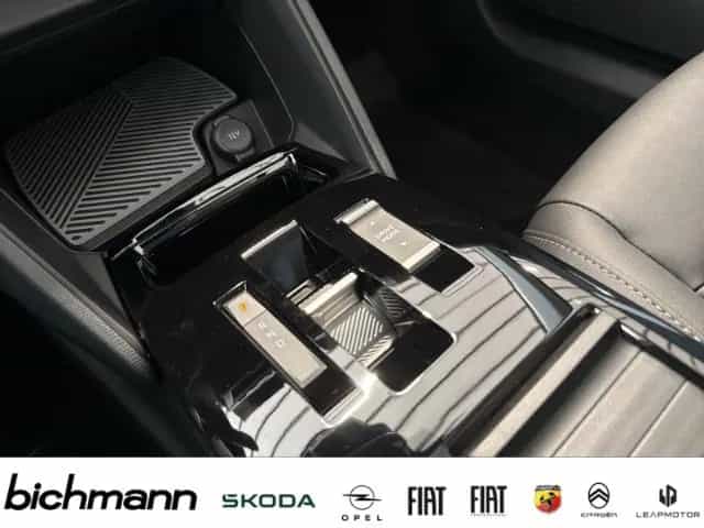Citroën C4 Max 1.2 KlimaAT Navi RFK SHZ LenkradHZ Allwet 04/2026-photo-12