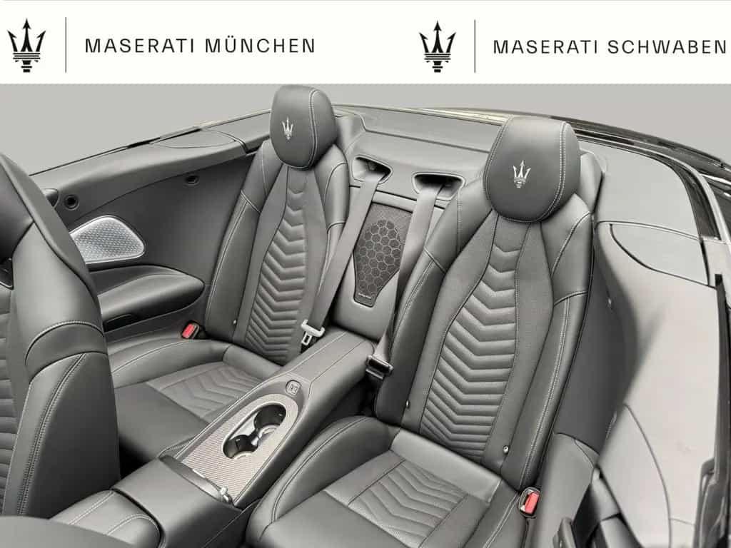 Maserati GranCabrio Modena/ MY2026/ Lagerwagen null-photo-6