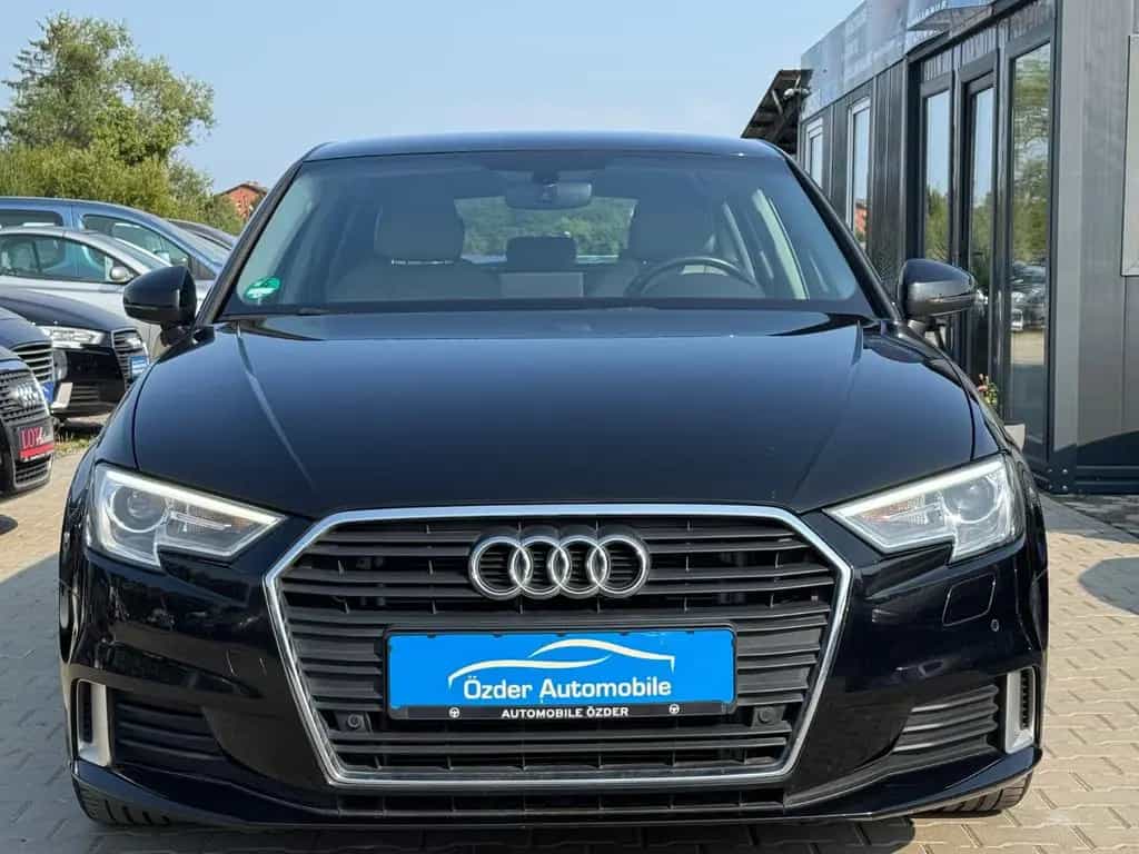 Audi A3 1.5 TSI Sportback Sport ++Finanzierung++ 10/2017-photo-1