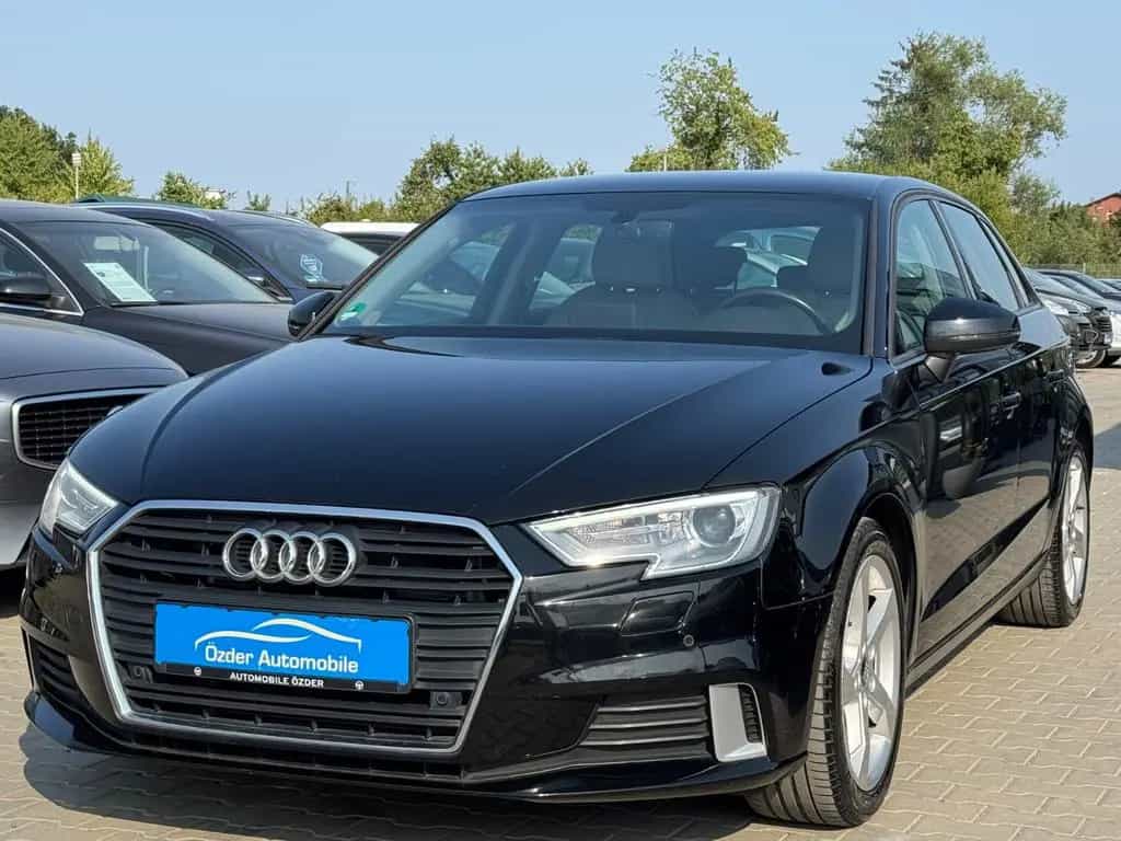 Audi A3 1.5 TSI Sportback Sport ++Finanzierung++ 10/2017-photo-4