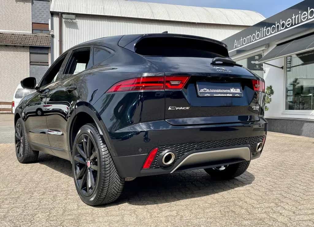 Jaguar E-Pace P200 AWD "BLACK PACK"+360°KAMERA+ACC+2.HD 10/2019-photo-2