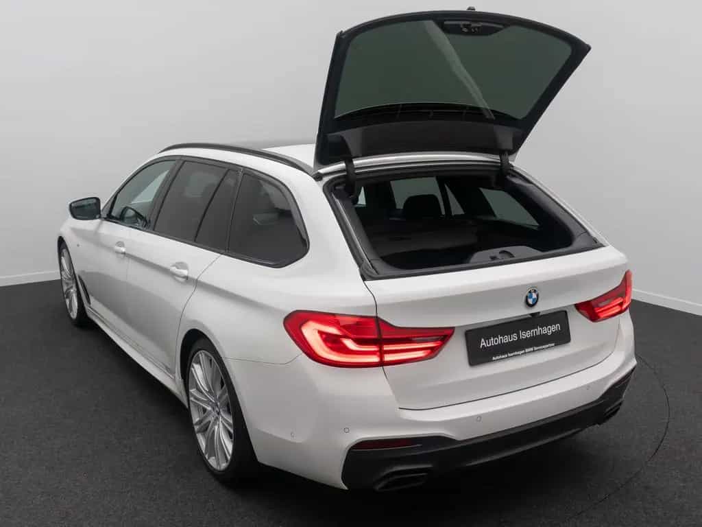 BMW 5 Series 530d M Sport 360°Komfort Panorama HUD DAB 20Zoll 12/2019-photo-12