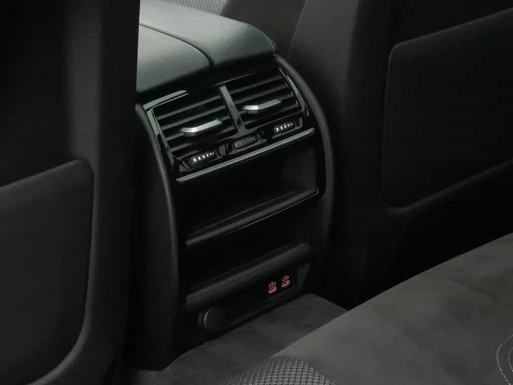 BMW 5 Series 530d M Sport 360°Komfort Panorama HUD DAB 20Zoll 12/2019-photo-27