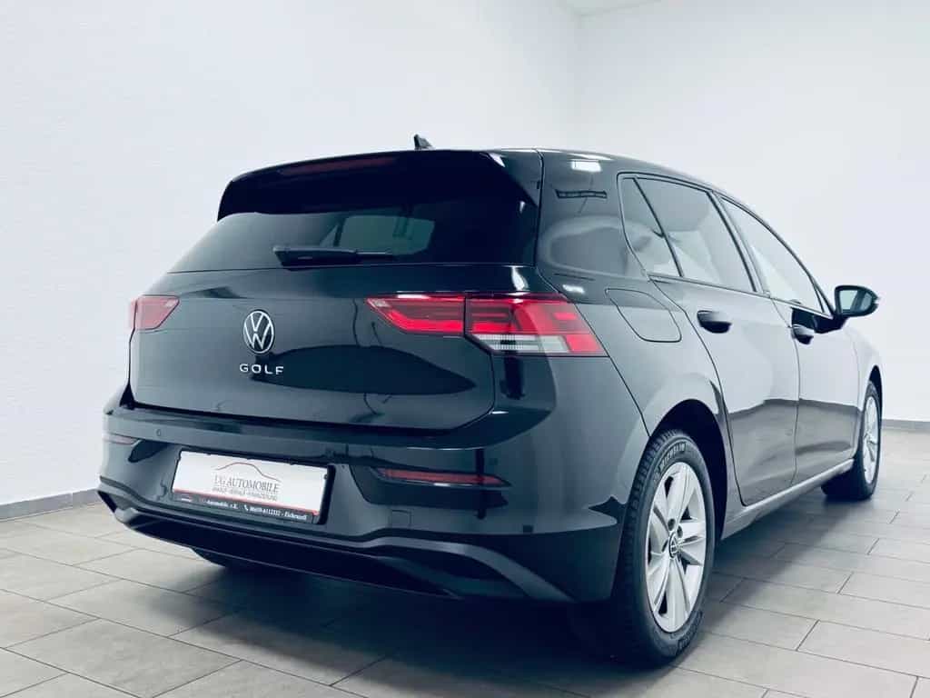 Volkswagen Golf VIII Lim. Life 1.5 TSI * Garantie bis 01/28 02/2023-photo-11