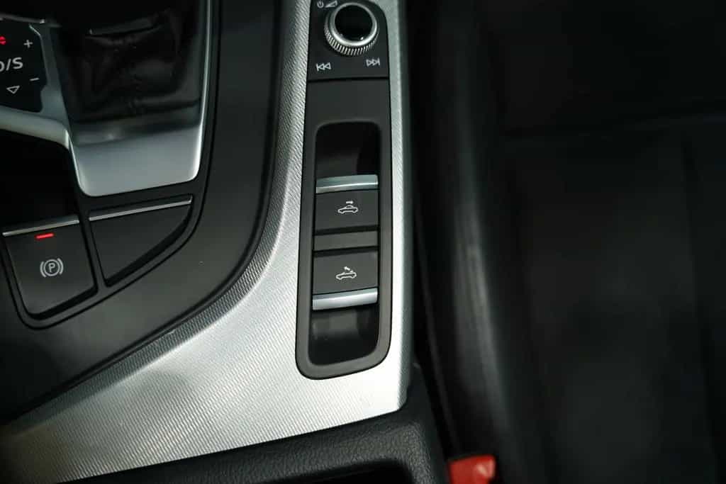 Audi A5 Cabrio 2.0 TFSI S-Tr. S line *Virtual *Leder 04/2018-photo-40