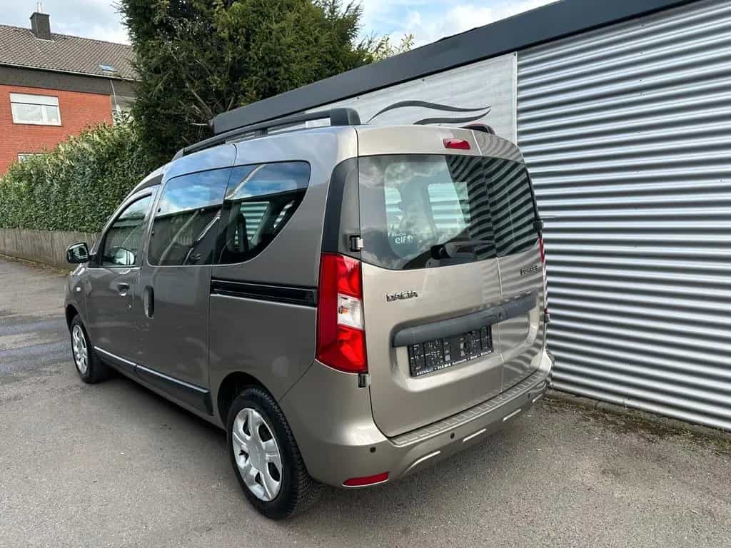 Dacia Dokker Laureate 1.2 NAVI/SHZ/KLIMA/PDC 01/2015-photo-2