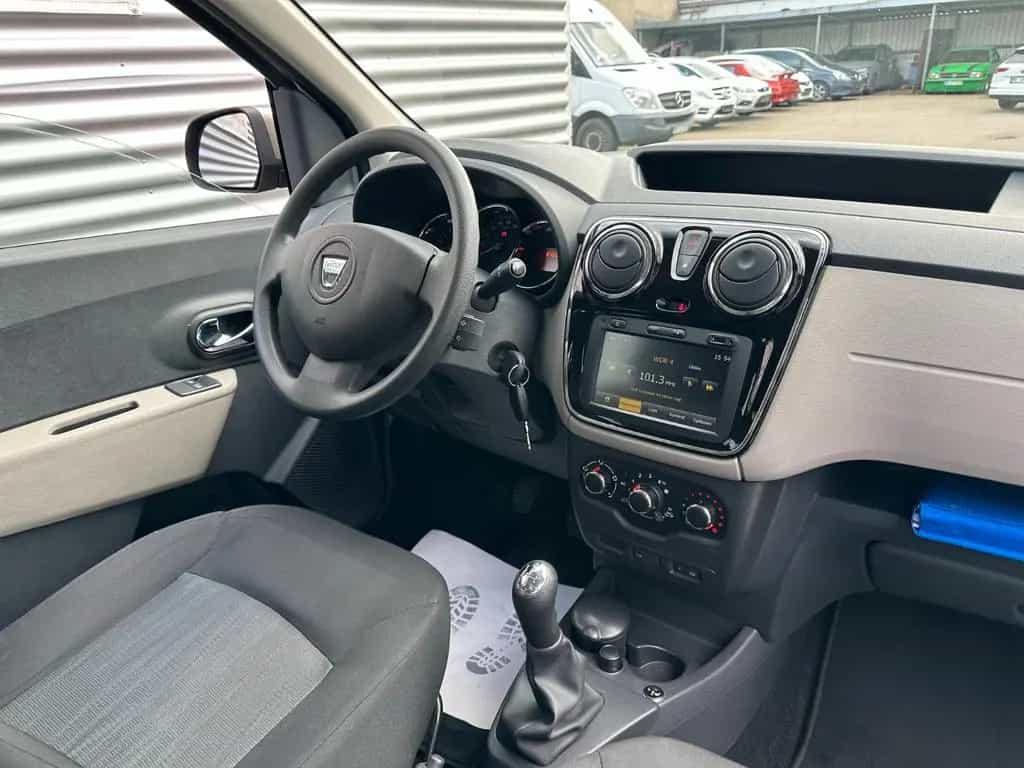 Dacia Dokker Laureate 1.2 NAVI/SHZ/KLIMA/PDC 01/2015-photo-8