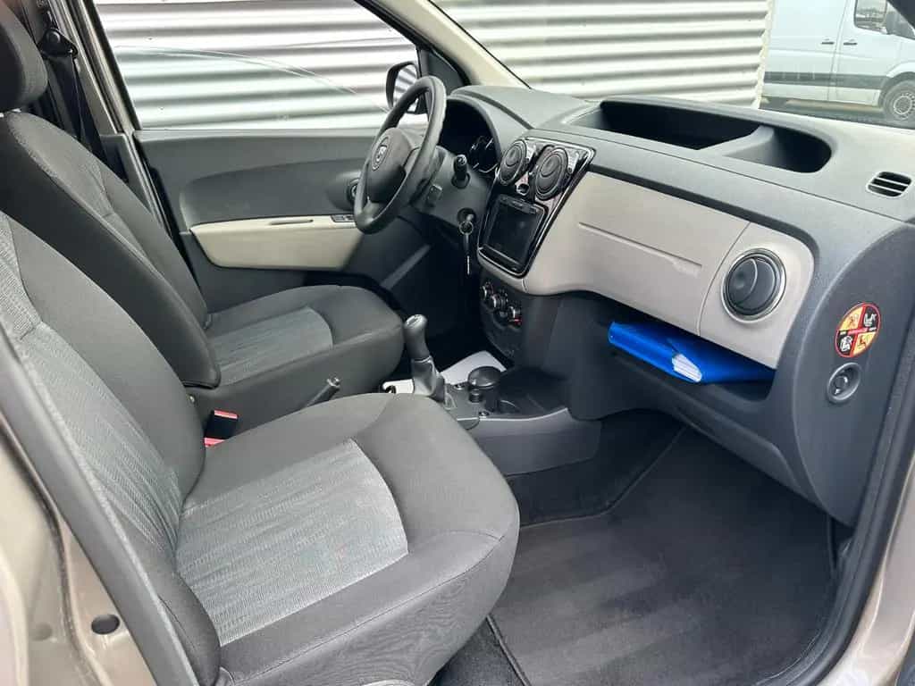 Dacia Dokker Laureate 1.2 NAVI/SHZ/KLIMA/PDC 01/2015-photo-9