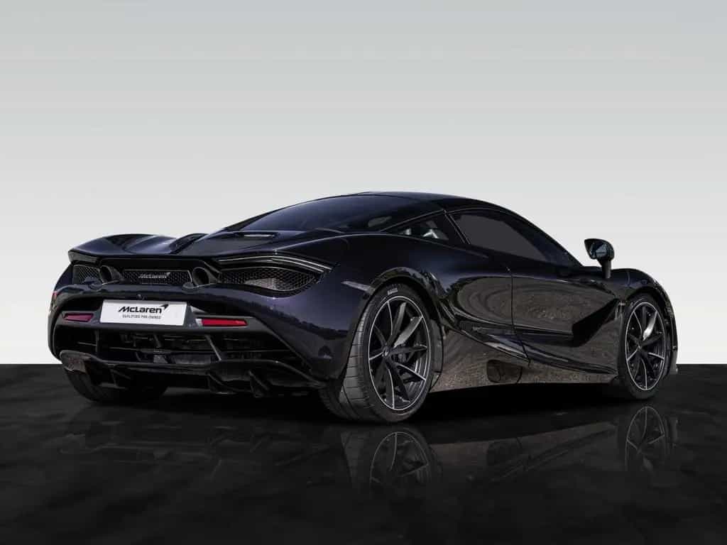 McLaren 720S Coupé | Racing Seats | Harness Bar | B&W 07/2022-photo-1