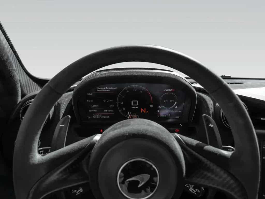 McLaren 720S Coupé | Racing Seats | Harness Bar | B&W 07/2022-photo-23