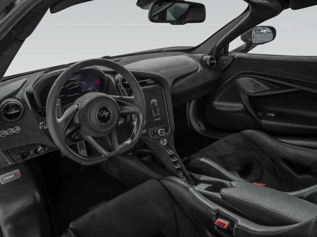 McLaren 720S Coupé | Racing Seats | Harness Bar | B&W 07/2022-photo-5