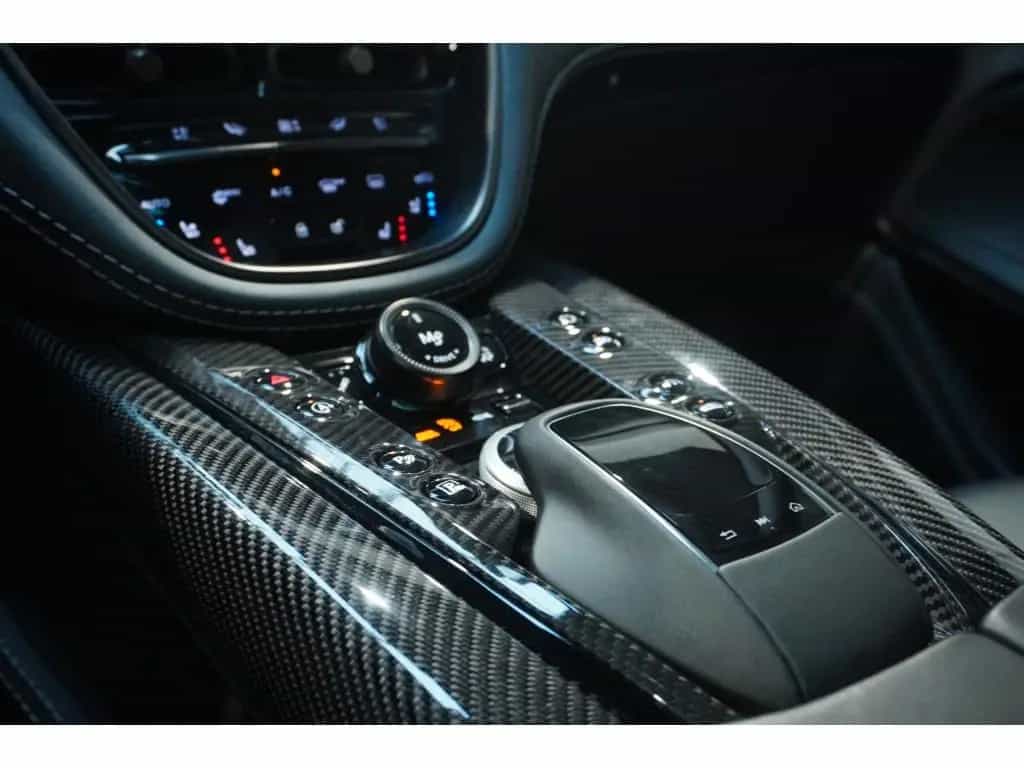 Aston Martin DBX 4.0 V8 DBX707 08/2023-photo-28