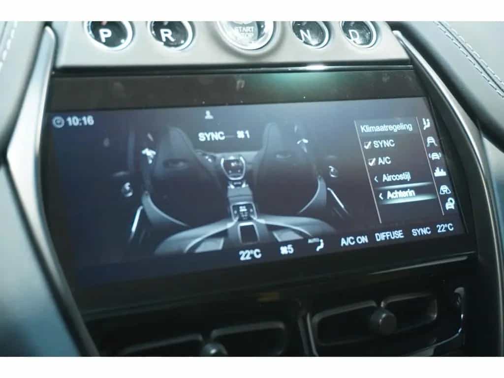 Aston Martin DBX 4.0 V8 DBX707 08/2023-photo-40