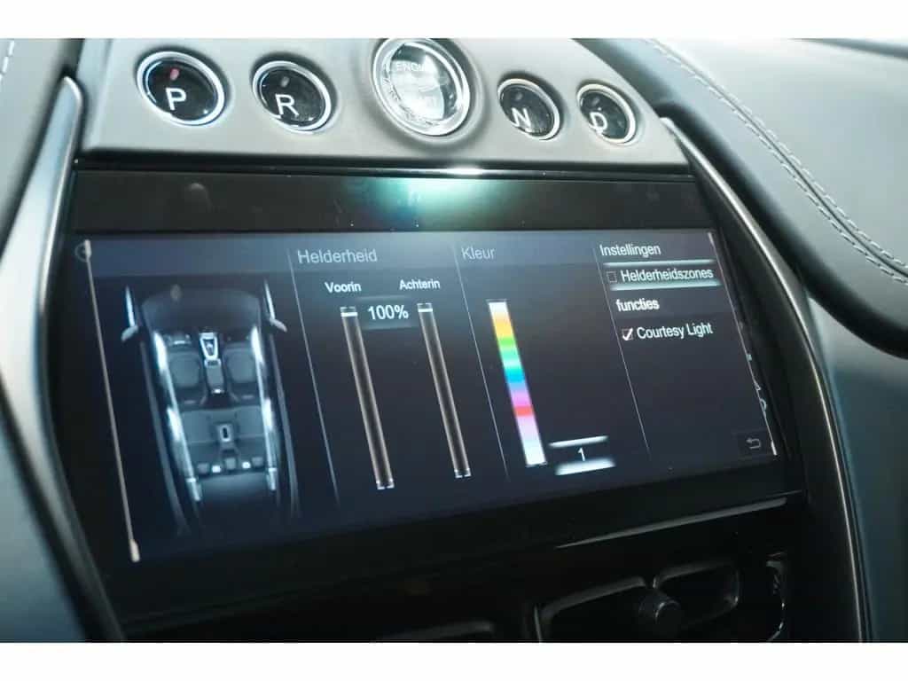 Aston Martin DBX 4.0 V8 DBX707 08/2023-photo-42